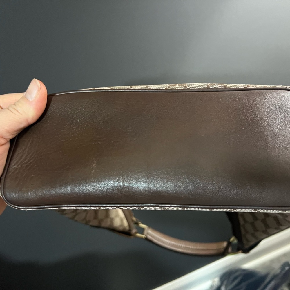 Gucci Beige and Brown Hobo Bag - Picture 15 of 16